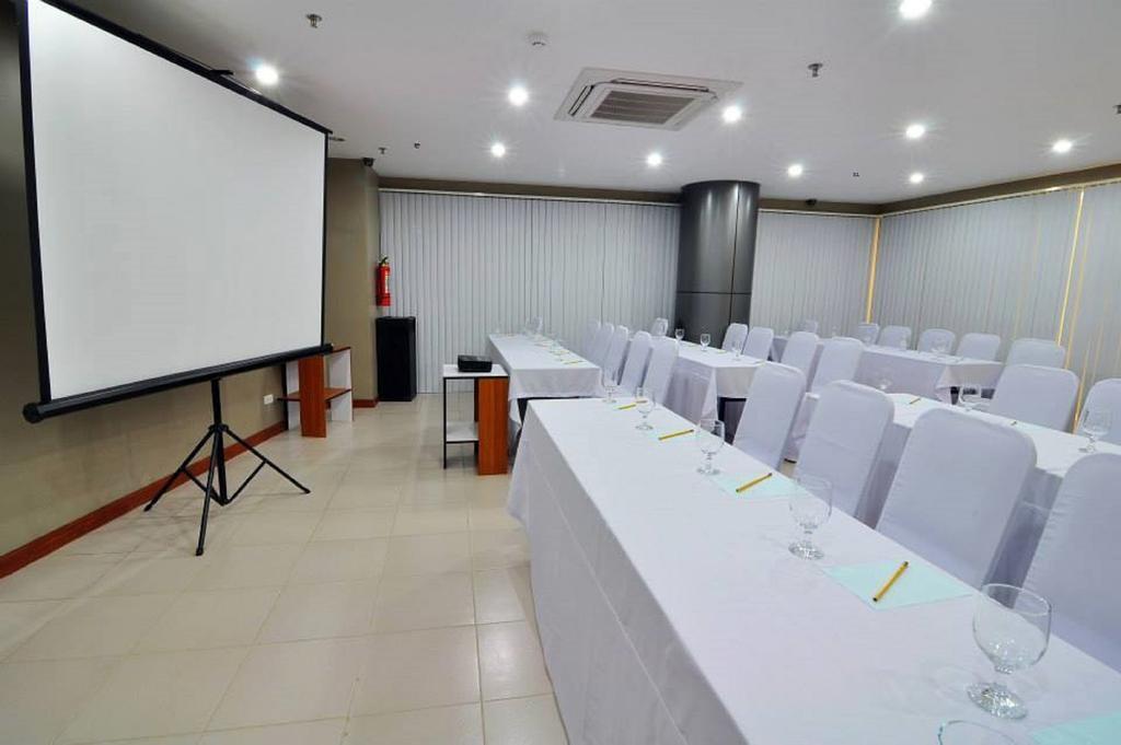 The Well Hotel Cebu Eksteriør bilde
